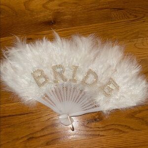 White Feather Bride Fan